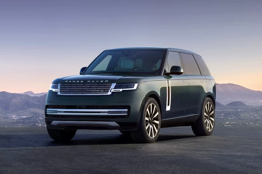 Від 163 500 євро: електричний Range Rover нарешті представили офіційно
