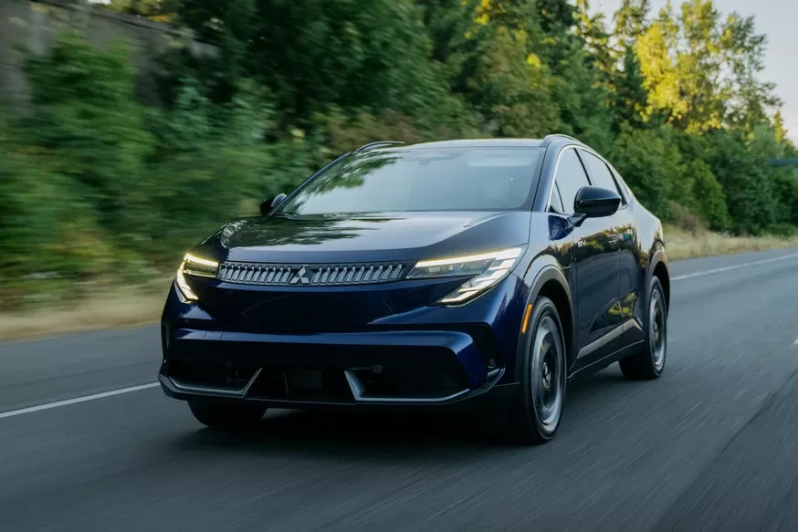 Mitsubishi показала новий електричний Eclipse Sportback EV: запас ходу — 454 км