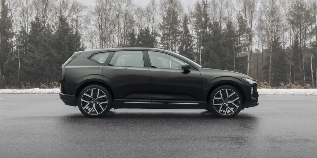 Електрокросовер Volvo EX60 здивував реальним запасом ходу: результати замірів