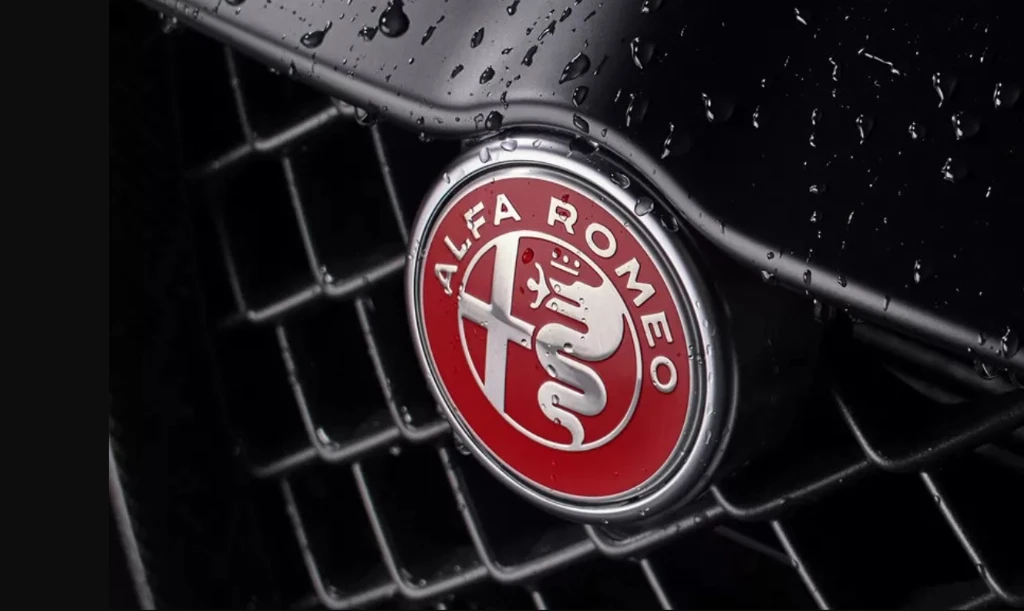 Alfa Romeo готує до швидкої презентації новий концепт із ім’ям Cuorerosso